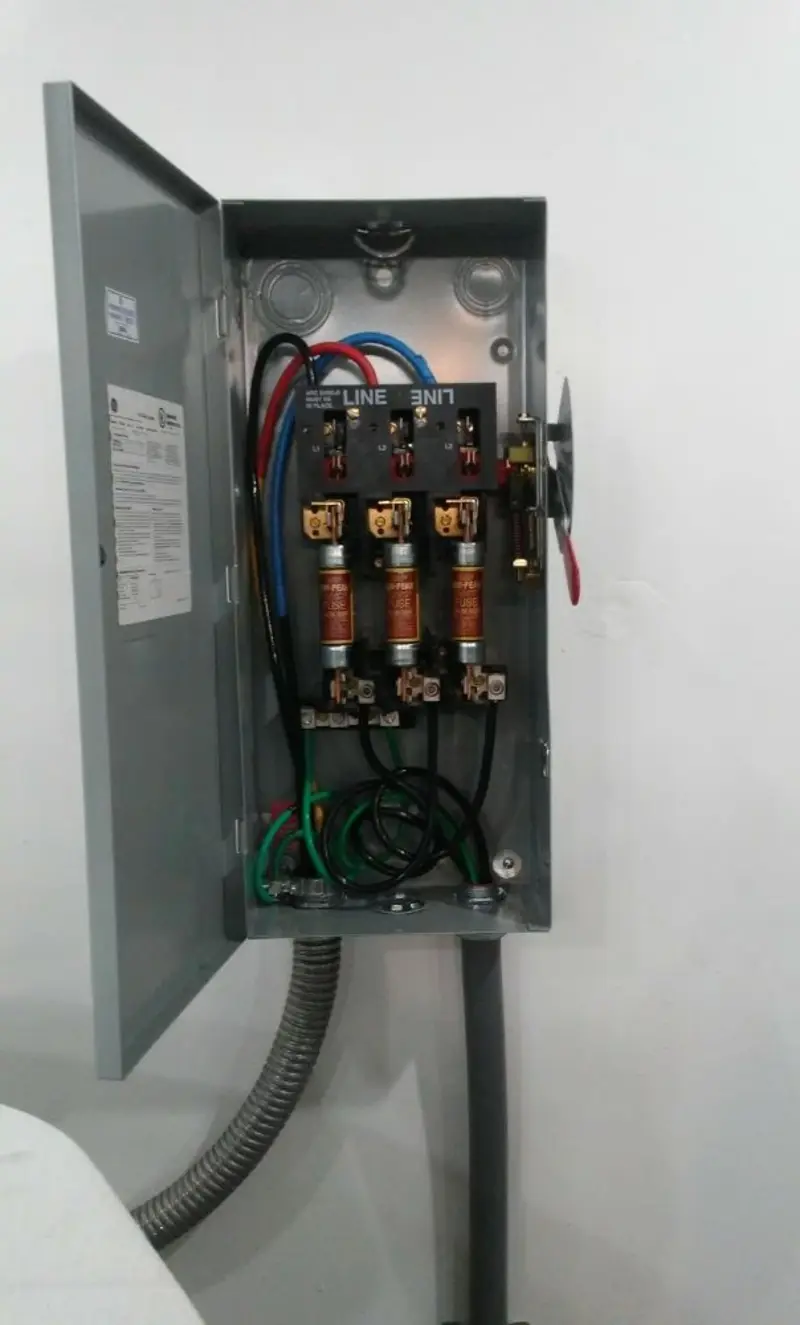 Three-phase disconnect switch installed for Electrical Wiring & Rewiring in Reedsport